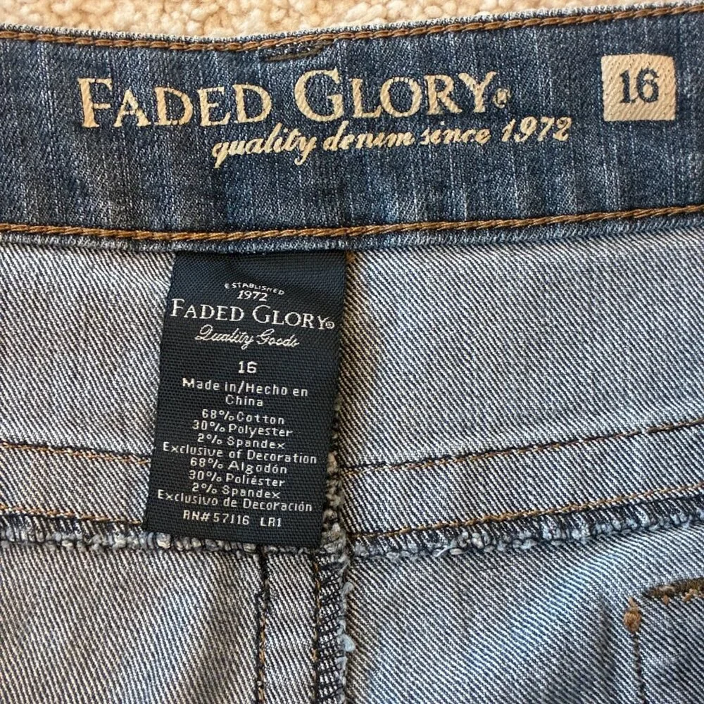 Faded Glory Capri Jeans Faded Cuffed Leg Bottoms - Picture 4 of 10